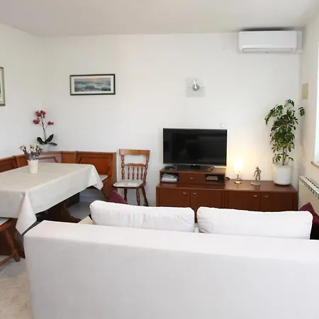 Gorgo Apartma Secovlje