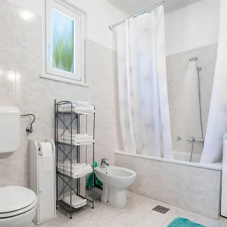 Gorgo Apartment *