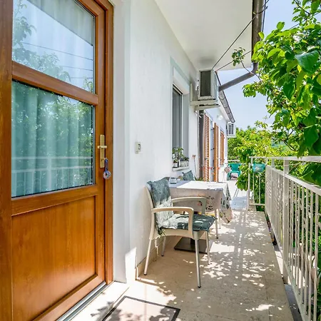 Apartment Gorgo